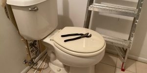 How to Replace a Toilet Thumbnail